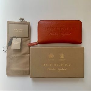 Burberry Ziparound Wallet - Dark Clementine